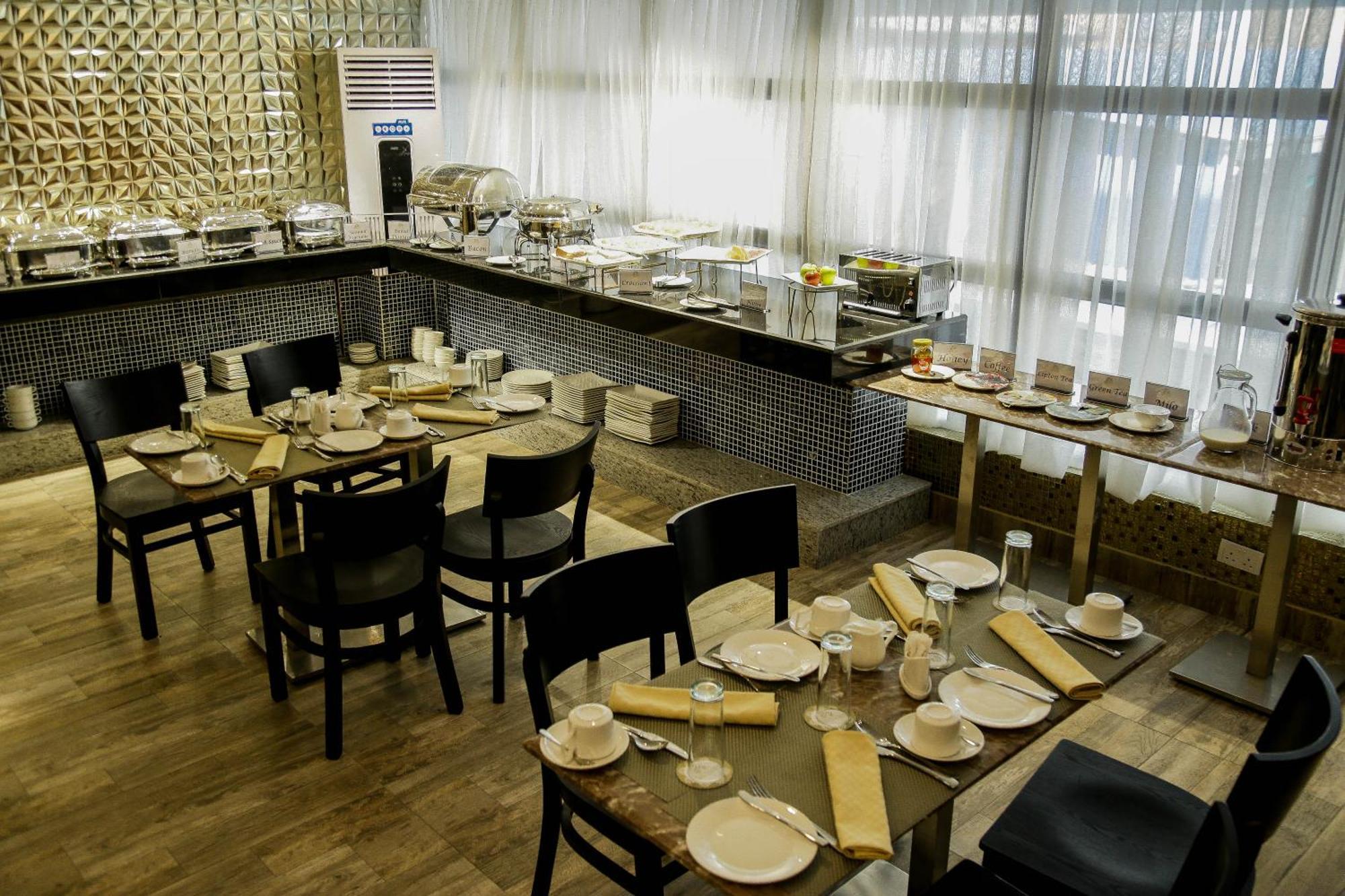 Perfecto La Villa Hotel And Suites 라고스 외부 사진