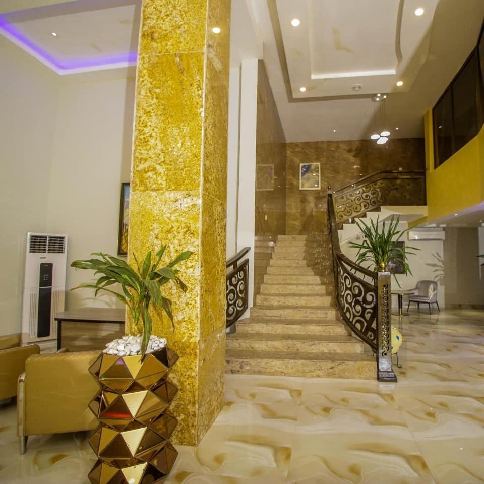 Perfecto La Villa Hotel And Suites 라고스 외부 사진