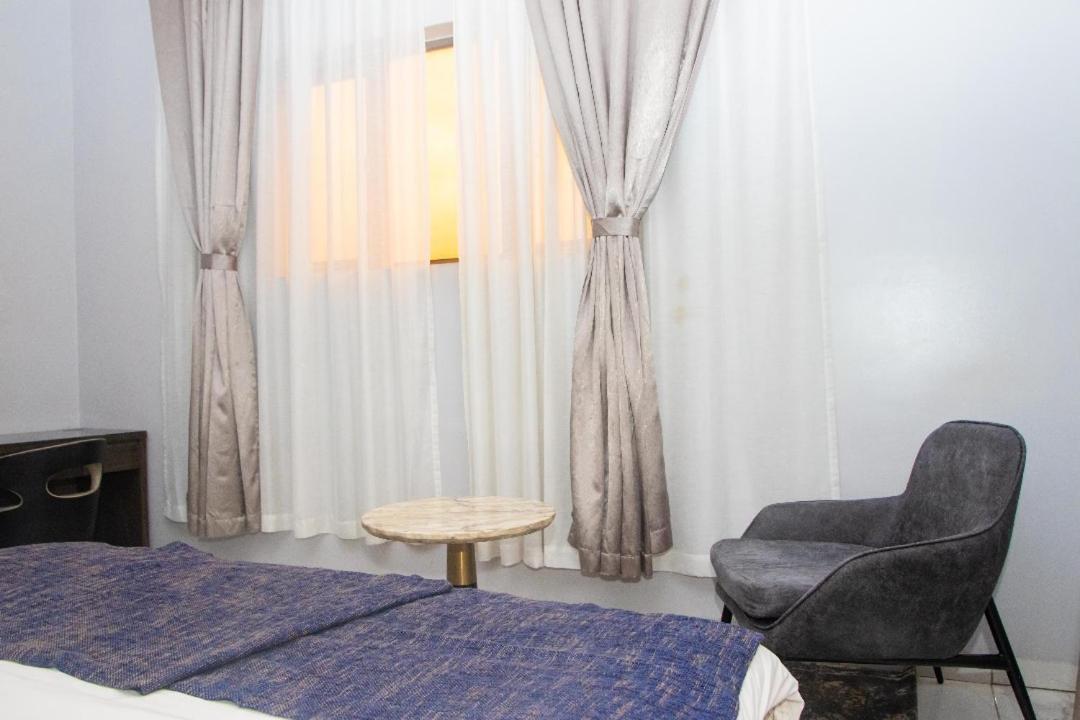 Perfecto La Villa Hotel And Suites 라고스 외부 사진
