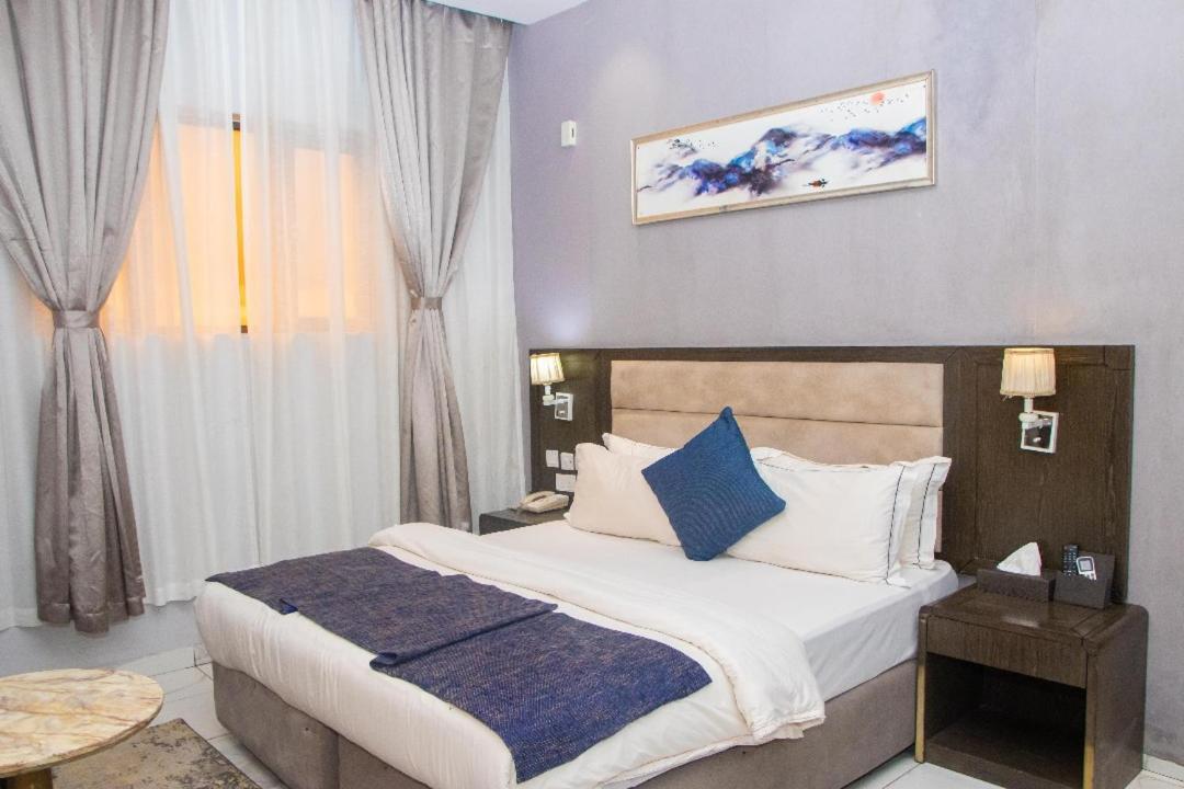 Perfecto La Villa Hotel And Suites 라고스 외부 사진