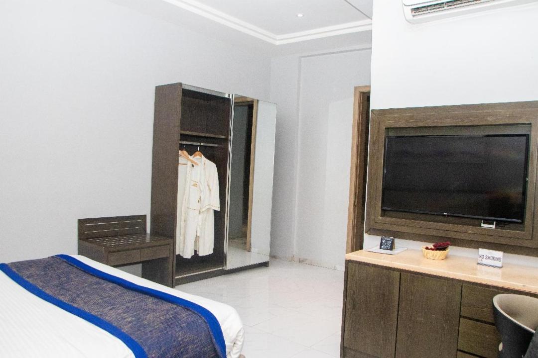 Perfecto La Villa Hotel And Suites 라고스 외부 사진