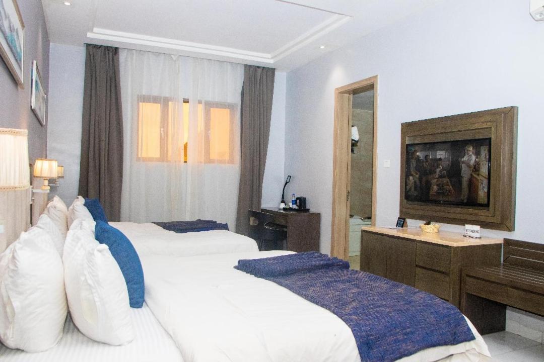 Perfecto La Villa Hotel And Suites 라고스 외부 사진