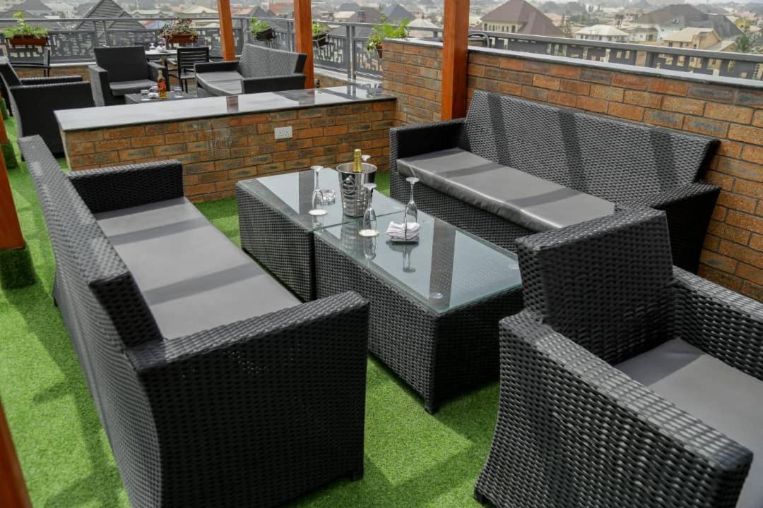 Perfecto La Villa Hotel And Suites 라고스 외부 사진