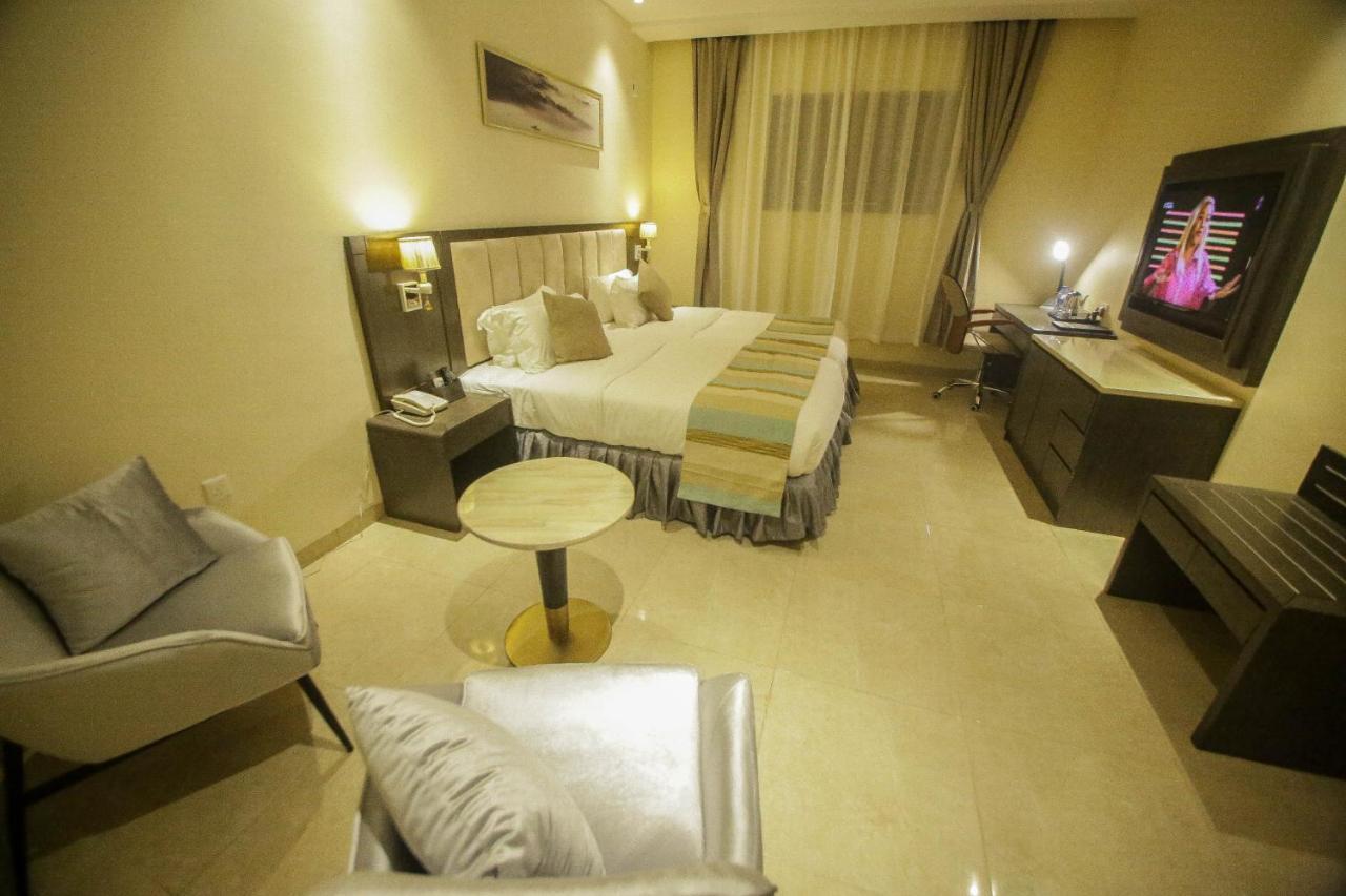 Perfecto La Villa Hotel And Suites 라고스 외부 사진