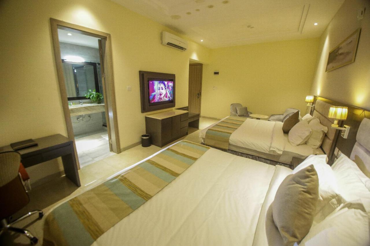 Perfecto La Villa Hotel And Suites 라고스 외부 사진